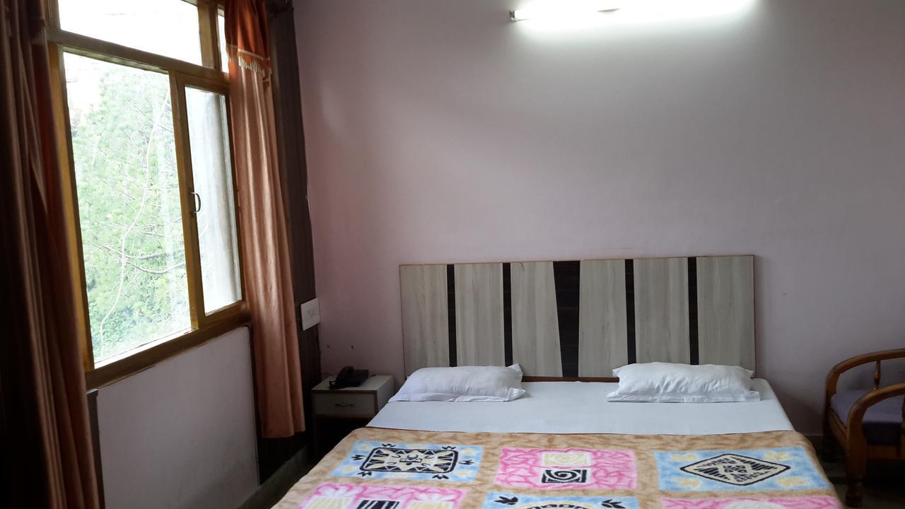 Royal View Hotel Shimla Zewnętrze zdjęcie