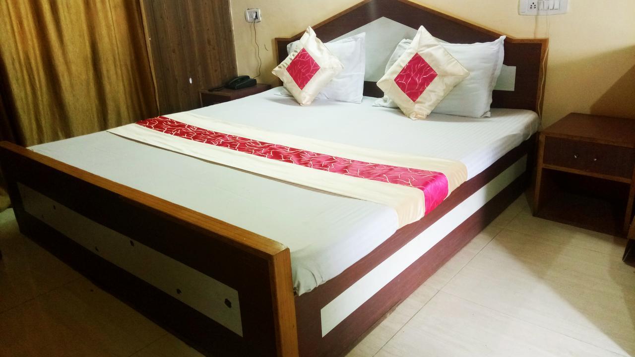 Royal View Hotel Shimla Zewnętrze zdjęcie